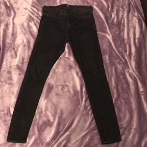 H&M black skinny fit jeans.